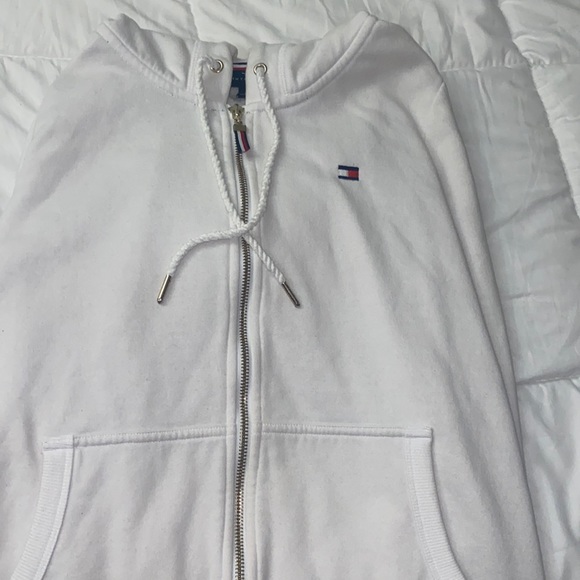 Tommy Hilfiger Essential Hoodie - Picture 4 of 4